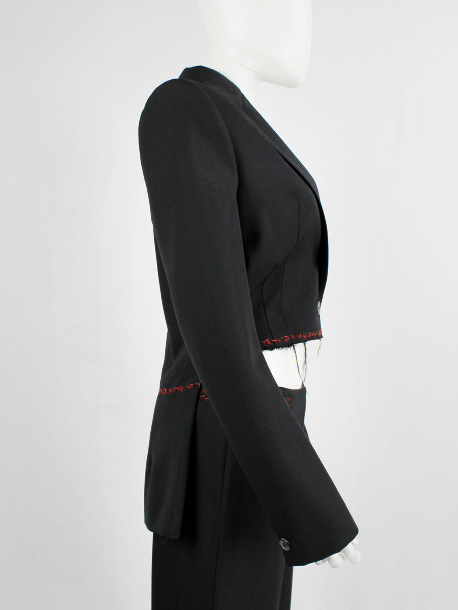 Jurgi Persoons black blazer deconstructed into a tailcoat with red stitches fall 1999 (13)