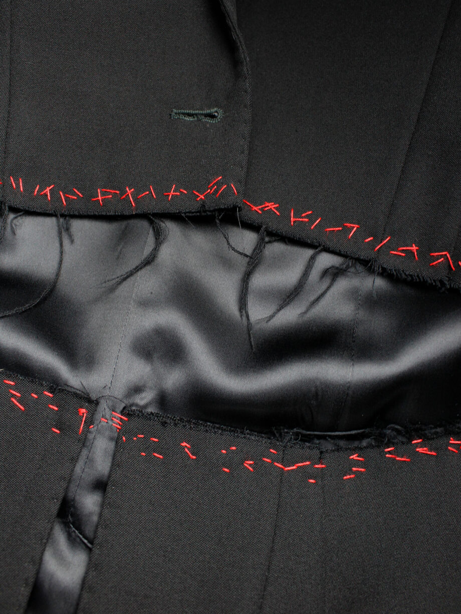 Jurgi Persoons black blazer deconstructed into a tailcoat with red stitches fall 1999 (4)