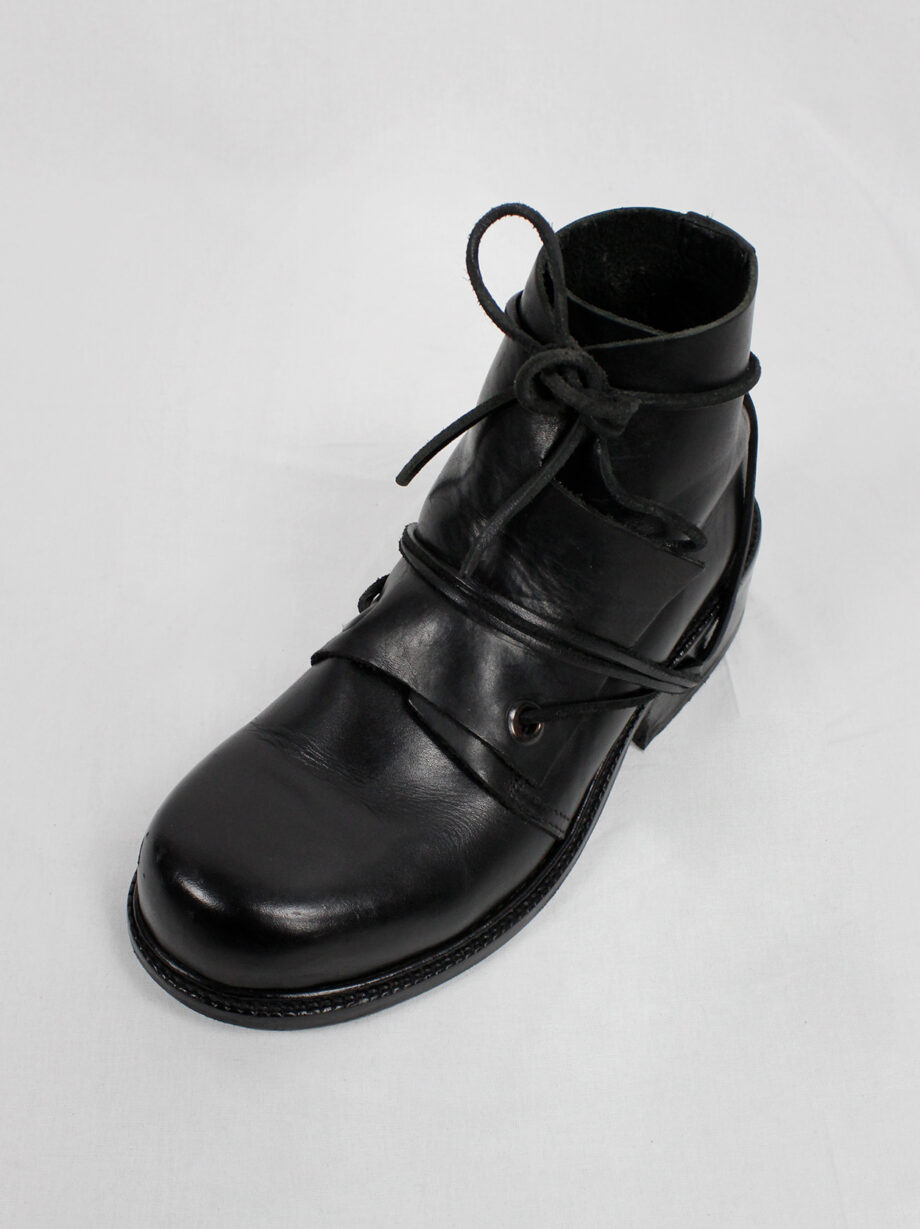 Dirk Bikkembergs black boots with flap and laces through the soles fall 1994 (17)