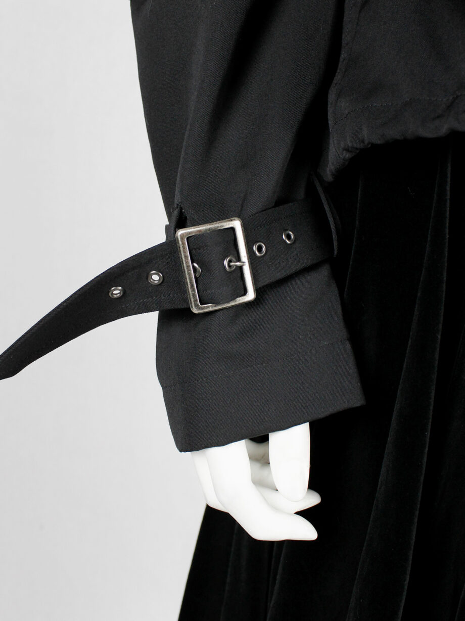 Junya Watanabe black scrunched drawstring jacket with oversized collar fall 2005 (11)