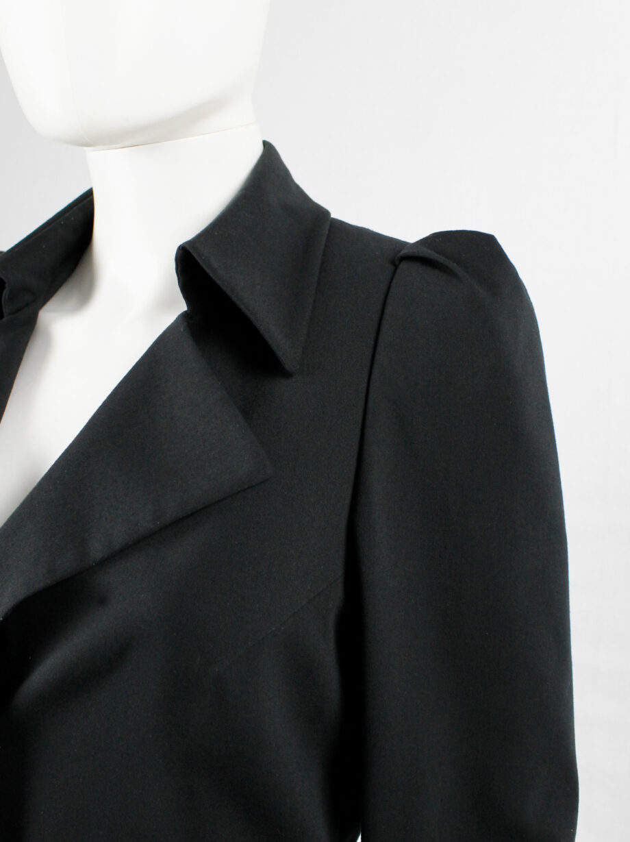 Lieve Van Gorp black tailored blazer with high collar and puffy shoulders fall 1999 (5)