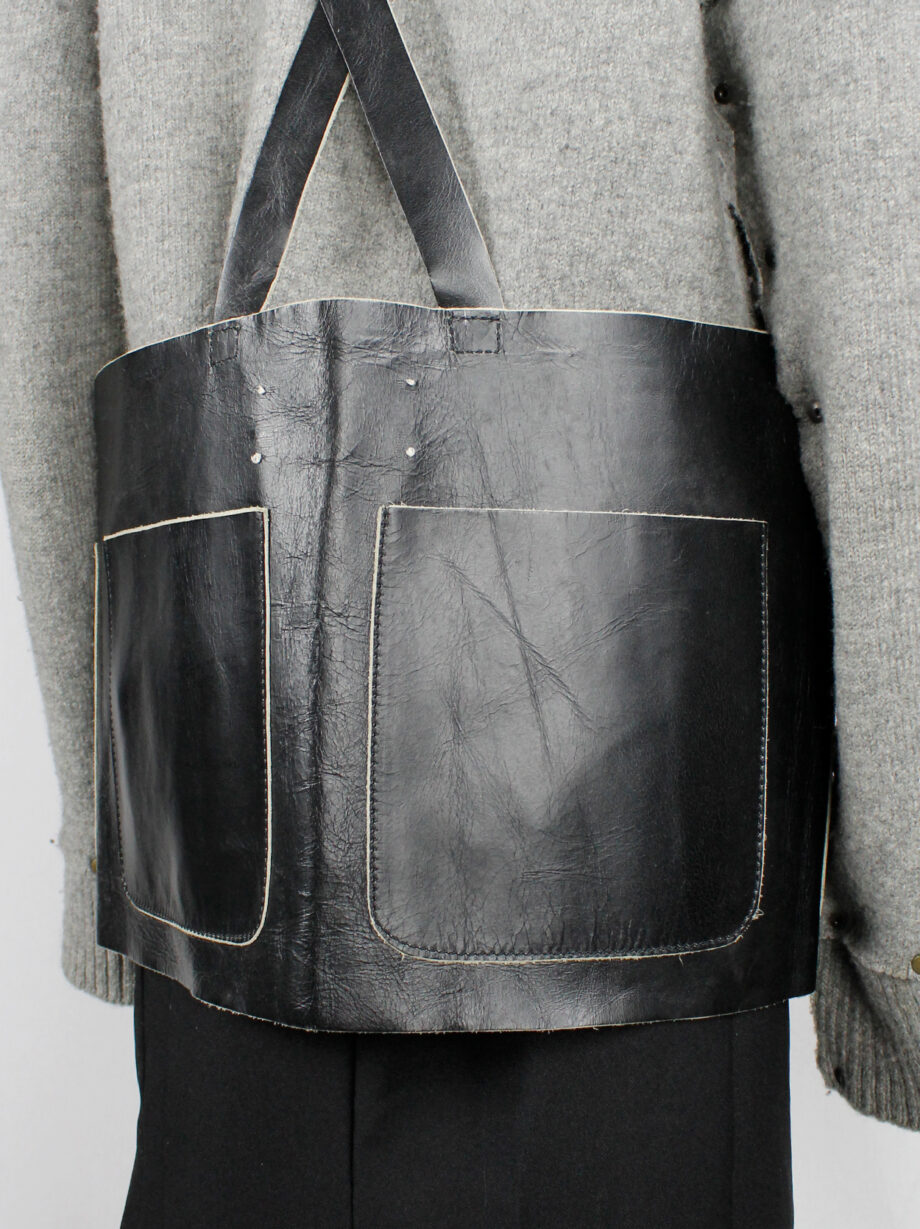 Maison Martin Margiela black leather apron with four pockets and crossed straps fall 1998 (22)