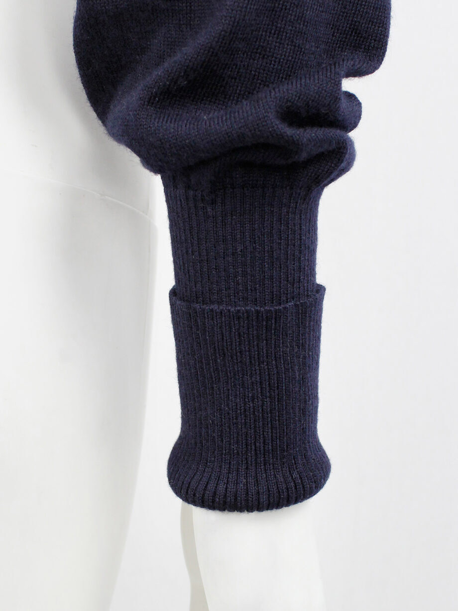 Maison Martin Margiela blue bolero with cuffed sleeve and sleeve with loose thread fall 2004 (8)