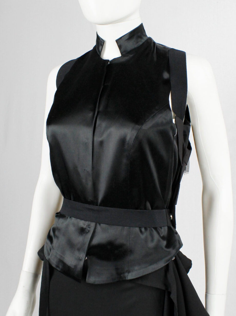 af Vandevorst black panneled back harness with rows of ruffles fall 2002 (9)
