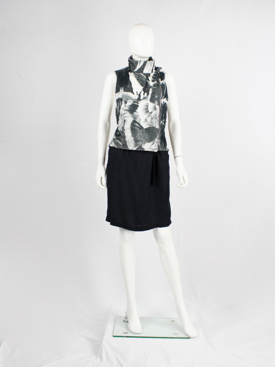 Ann Demeulemeester black and white bird print vest with standing neckline spring 2010 (12)