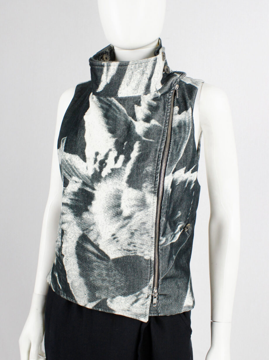 Ann Demeulemeester black and white bird print vest with standing neckline spring 2010 (15)
