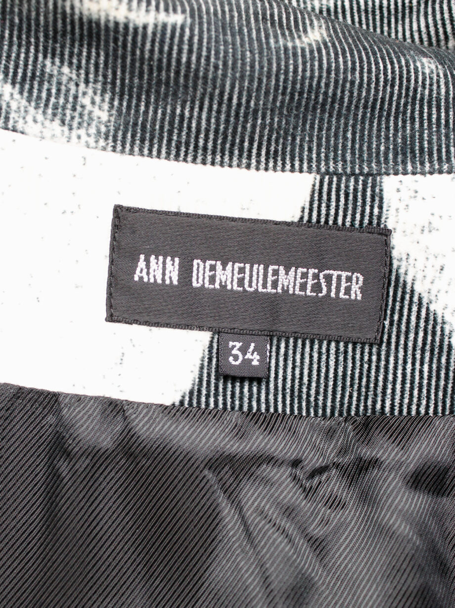 Ann Demeulemeester black and white bird print vest with standing neckline spring 2010 (4)