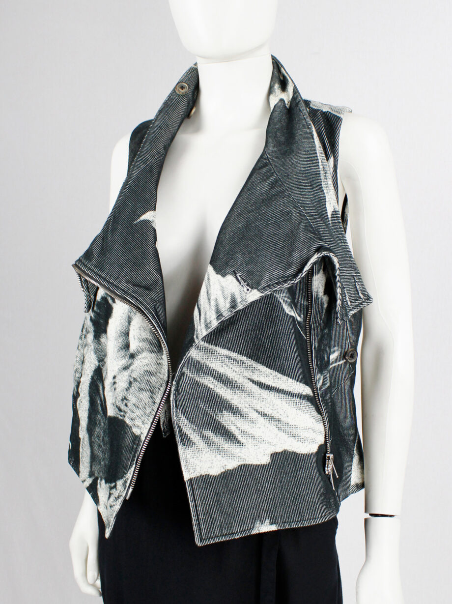 Ann Demeulemeester black and white bird print vest with standing neckline spring 2010 (7)