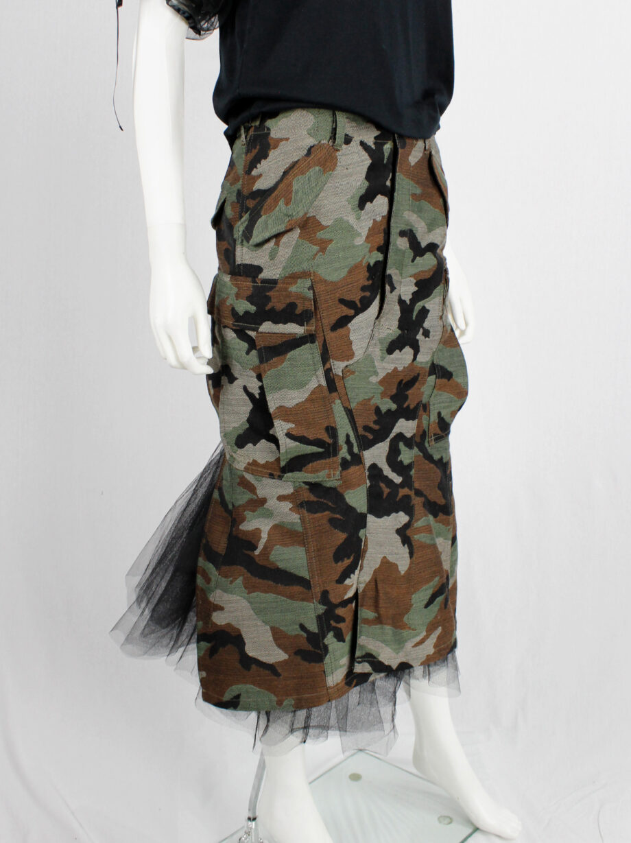 Junya Watanabe camo deconstructed skirt with black tulle pettycoat fall 2010 (20)