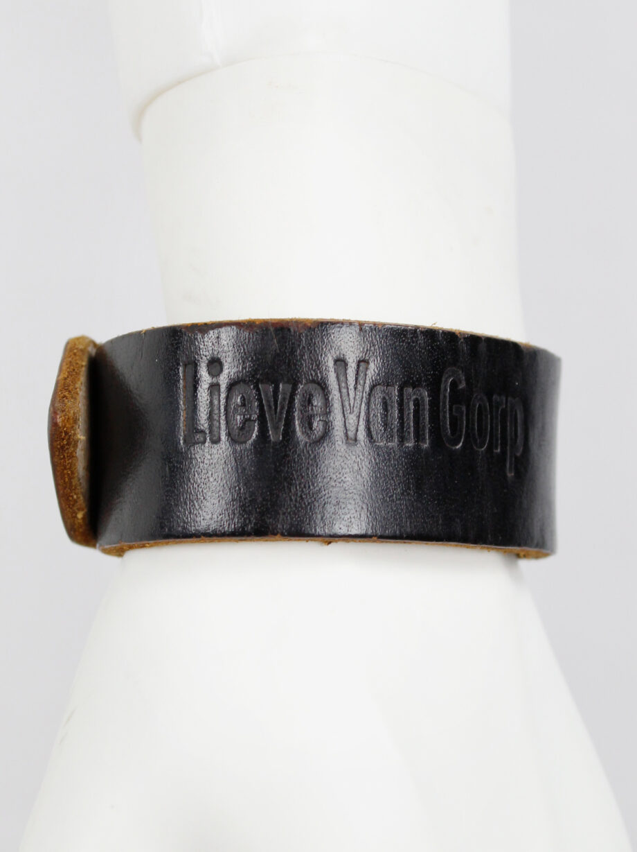 Lieve Van Gorp black leather belt bracelet with embossed logo (10)