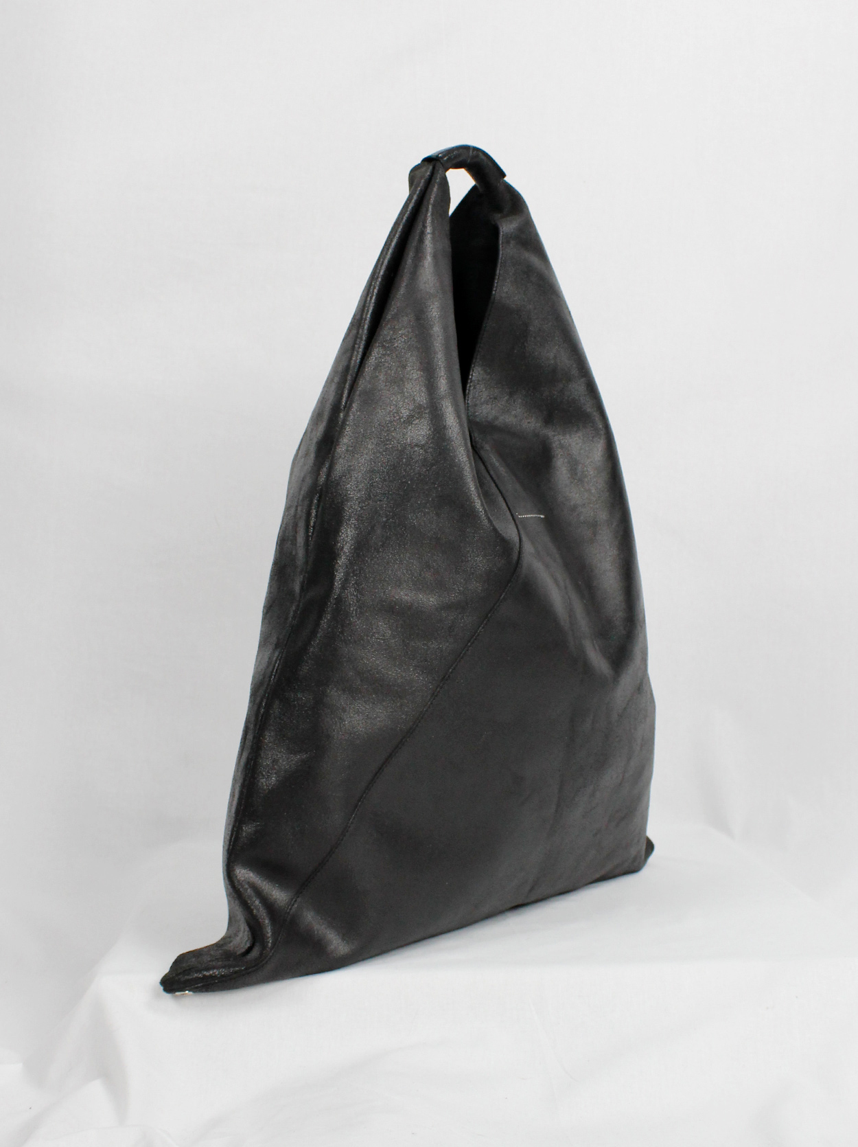 Margiela MM6 black oversized bento bag in distressed leather — spring ...