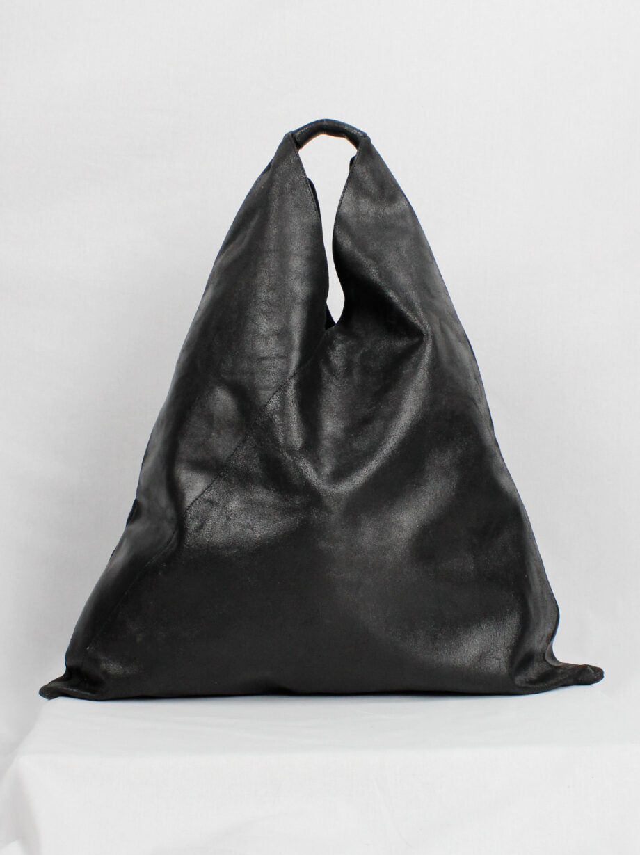 Maison Margiela MM6 black oversized bento bag in distressed leather spring 2012 (18)