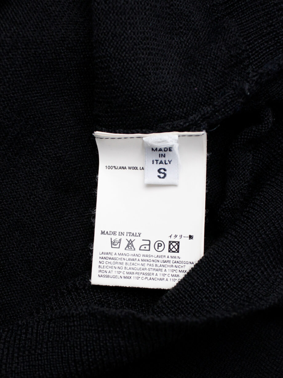 Maison Martin Margiela black jumper with slanted zipper pocket at the neck fall 2006 (7)