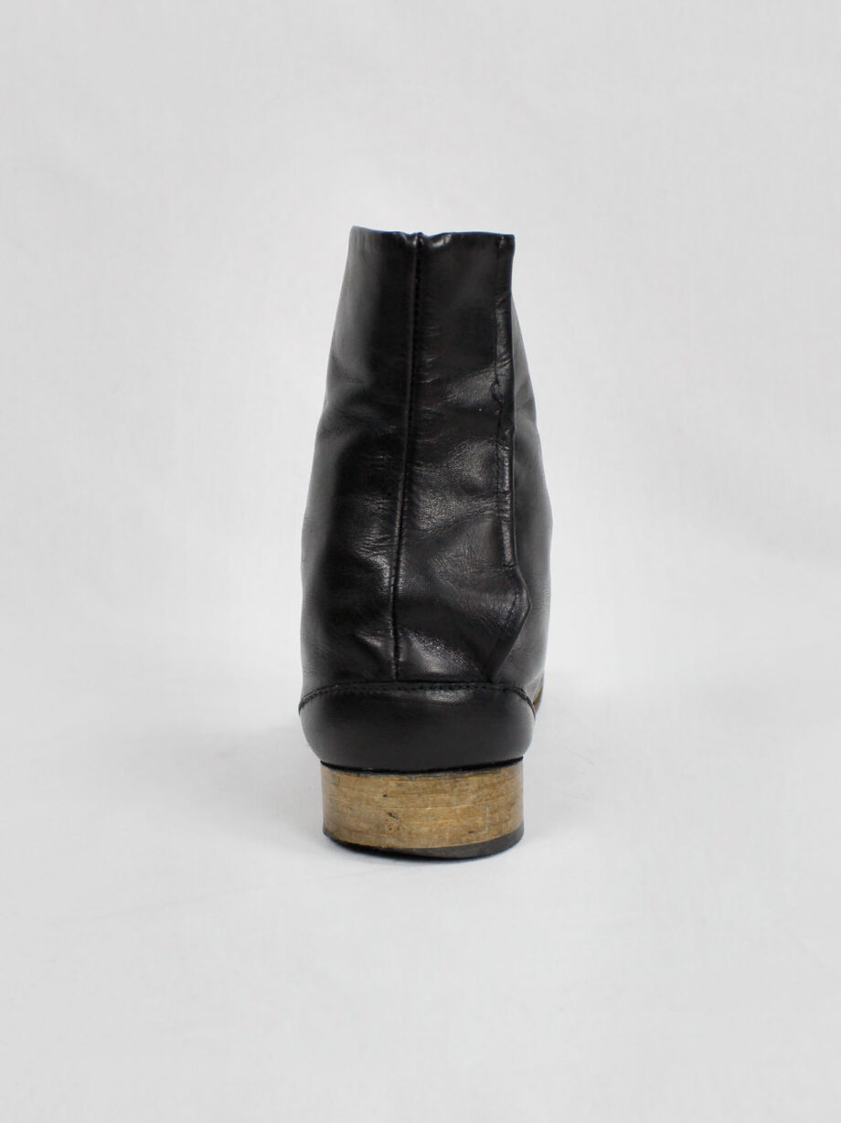 Maison Martin Margiela black leather tabi boots in with low heel fall 1998 (13)