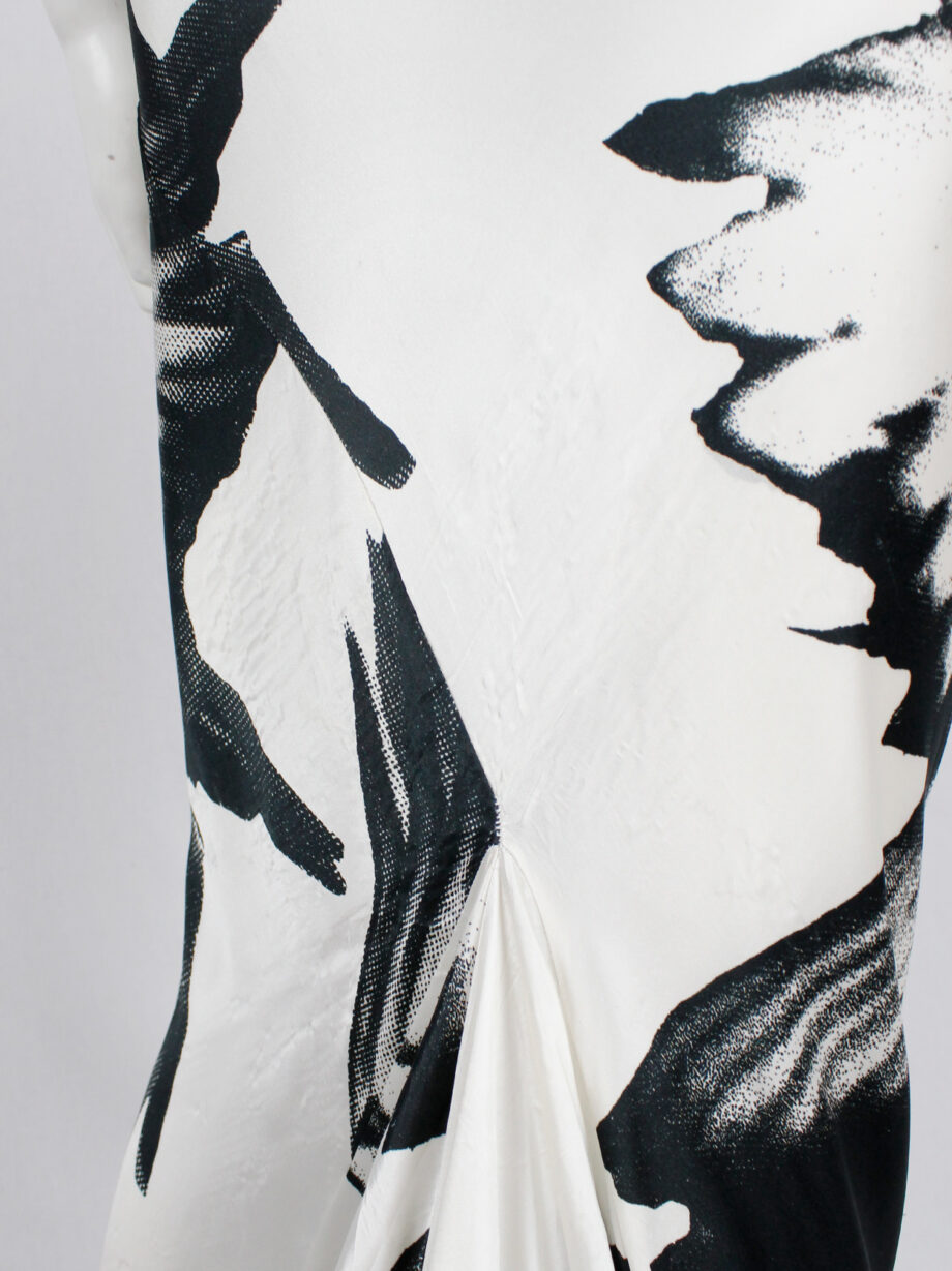 Ann Demeulemeester white and black bird print mermaid skirt with train spring 2010 (18)