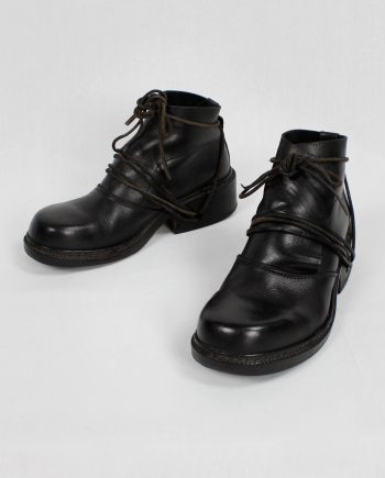 Dirk Bikkembergs black boots with flap and laces through the heel (40) — fall 1994