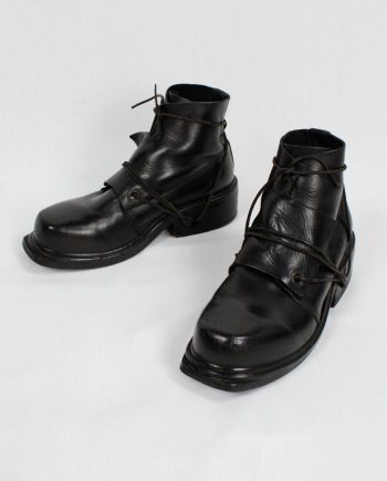 Dirk Bikkembergs black mountaineering boots with overlap front and laces through the soles (42) — late 90’s