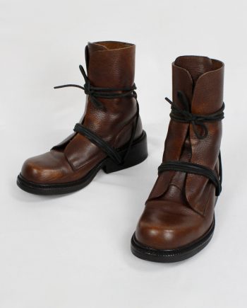 Dirk Bikkembergs brown tall boots front wrapped by laces through the soles (36) — circa 1990
