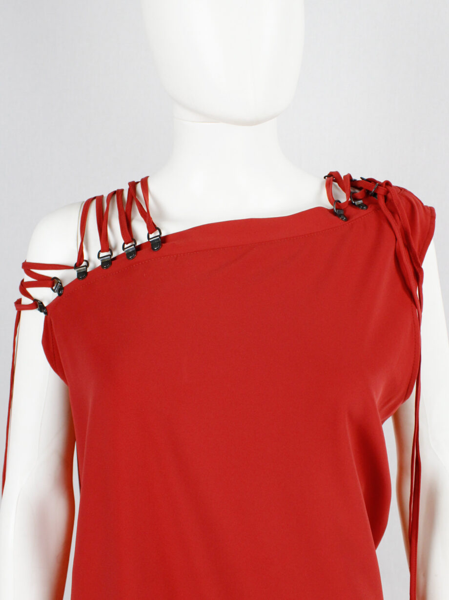 af Vandevorst red one shoulder dress with ring hooks and lacing on the shoulders spring 2012 (13)