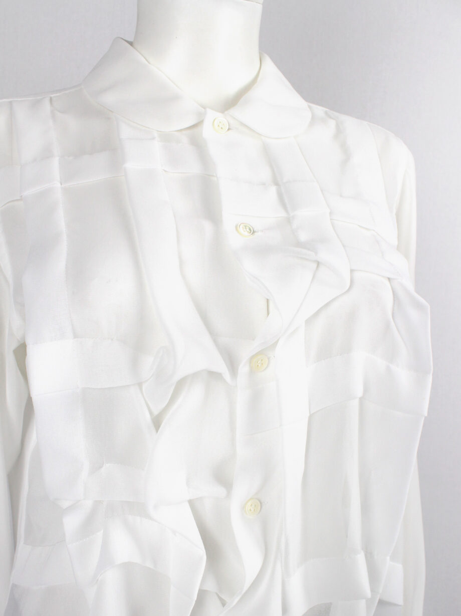 Comme des Garcons Comme white shirt with deformed ribbons spring 2015 (12)