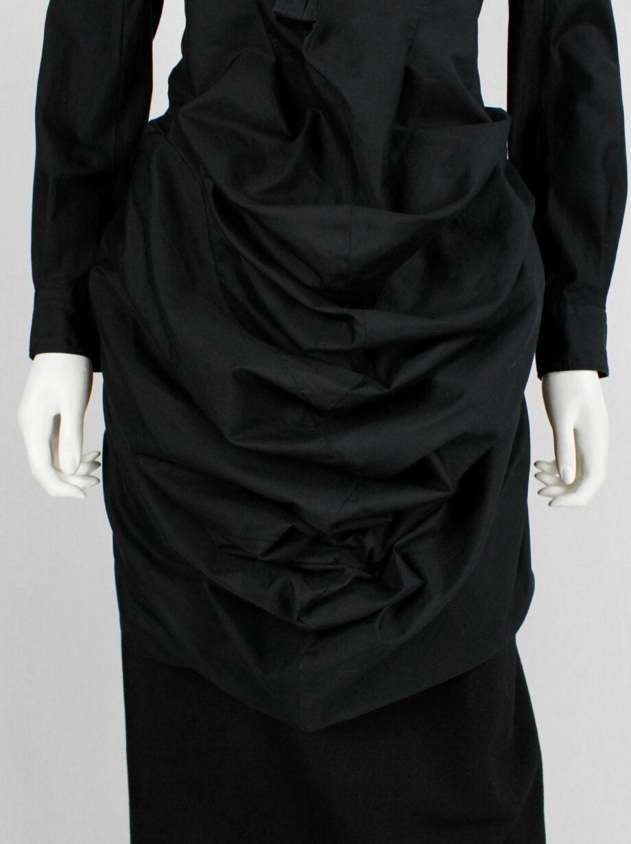 vintage Junya Watanabe black long shirt with draped kangaroo front spring 2010 (18)