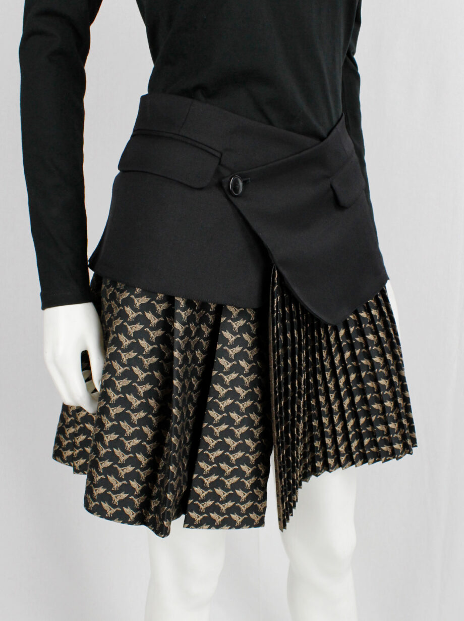 af Vandevorst black deconstructed blazer as a skirt with pleated gold underskirt fall 2016 (3)
