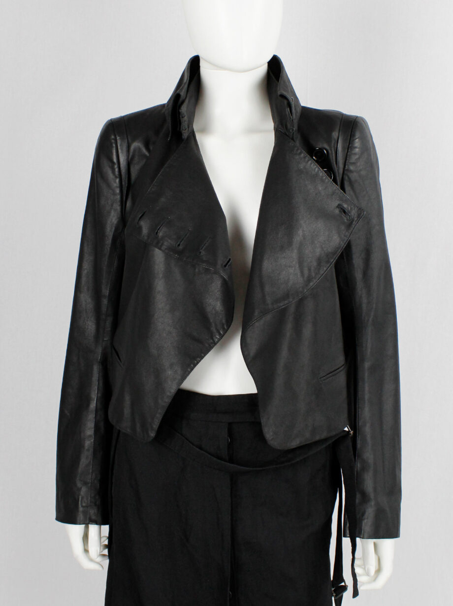 vintage Ann Demeulemeester black leather jacket with asymmetric button closure and removable collar fall 2003 (9)