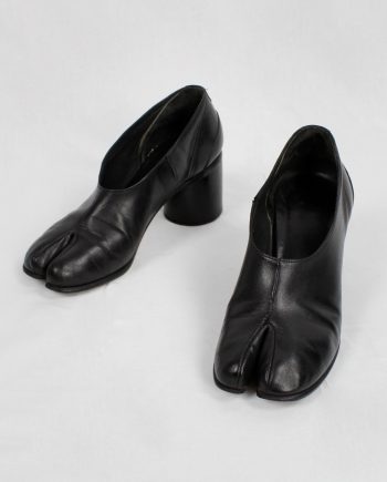 Maison Martin Margiela black tabi pumps with cylinder heel (38) — fall 1996