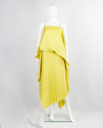 vintage A.F. Vandevorst bright yellow draped backless dress with accordeon pleats spring 2008