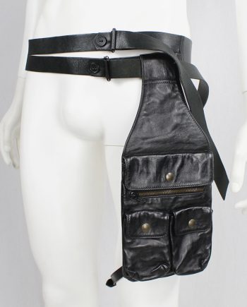 vintage af Vandevorst black leather tactical hunting pouch around the thigh with cargo pockets fall 2003