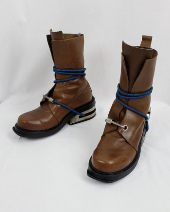 vintage Dirk Bikkembergs brown mountaineering boots with metal heel and blue elastics fall 1996