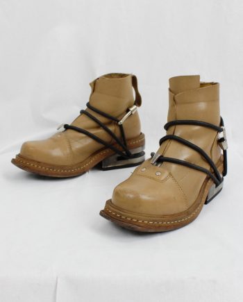 vintage Dirk Bikkembergs camel brown mountaineering boots with black elastic fall 1996